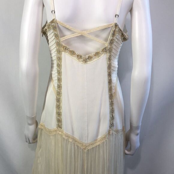 Urban Outfitters Cream Beaded Drop Waist/Chiffon Button Dress - Picture 6 of 11